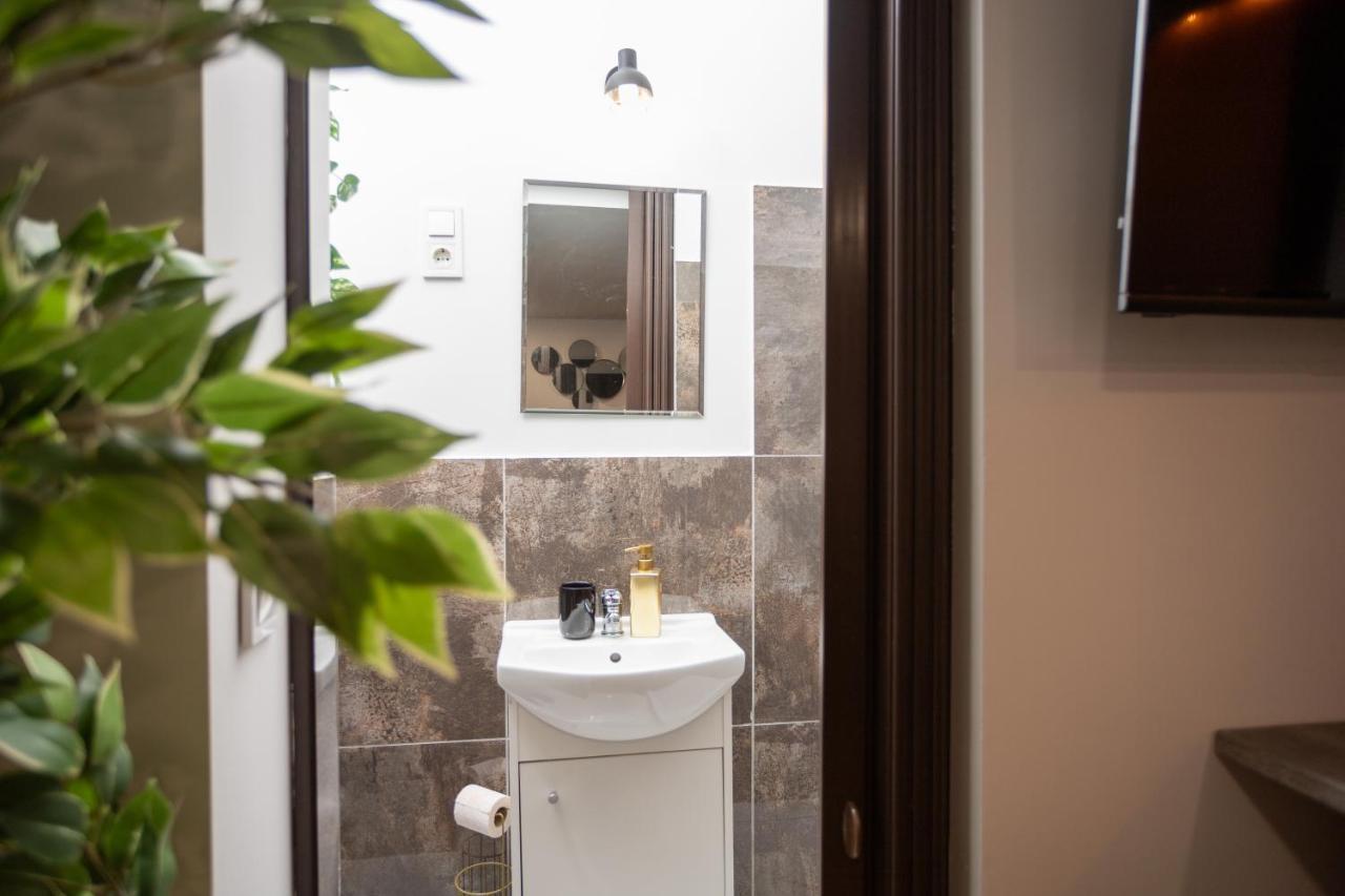 Green Goblin Apartment With Free Private Parking ブダペスト エクステリア 写真