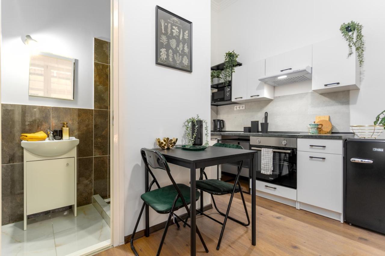 Green Goblin Apartment With Free Private Parking ブダペスト エクステリア 写真